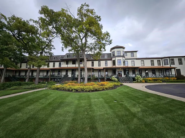 1 Park Ave Unit 401, Winona Lake, IN 46590