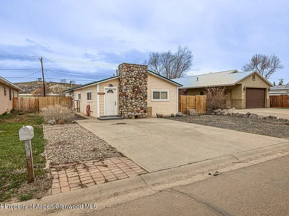 1052 Washington St, Craig, CO 81625