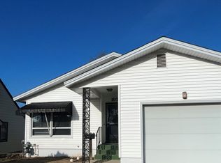197 W 27th St, Holland, MI 49423