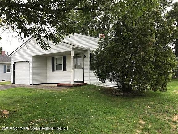 3rd image of 34 Lumsden St