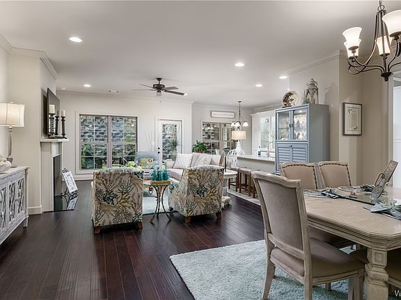 5th image of 2009 Waterford Ln