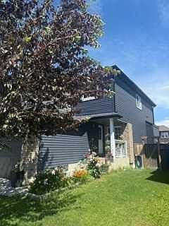2nd image of 79 Saddleridge Close NE