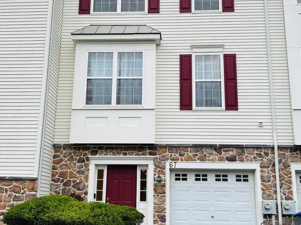 67 Narragansett Ln, Coatesville, PA 19320