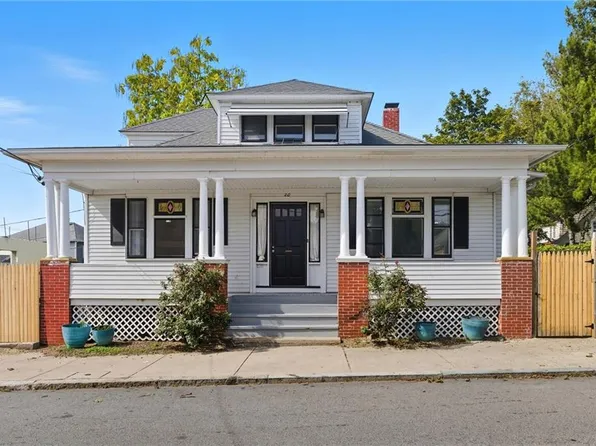 20 Brush Hill Rd, Providence, RI 02909