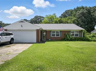 236 Haledon Rd, Chesapeake, VA 23320
