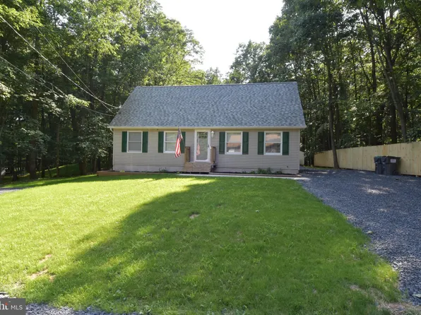 4389 Greenwood Dr, Kunkletown, PA 18058