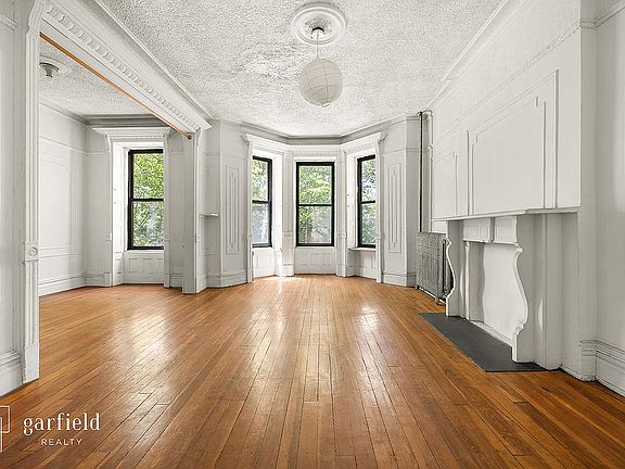 2nd image of 363 4th St