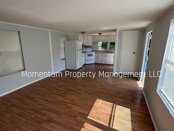 5th image of 21364 Canal Dr