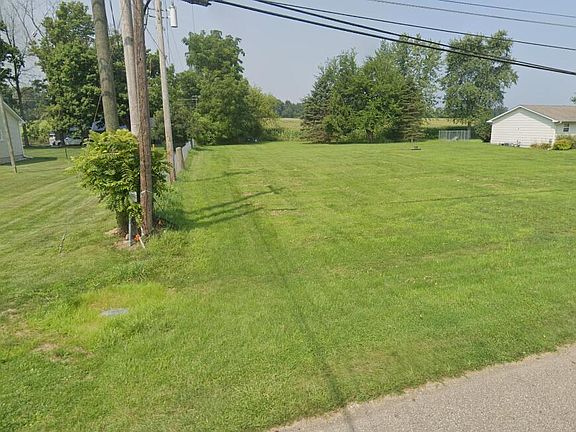 3rd image of Vl S Main St