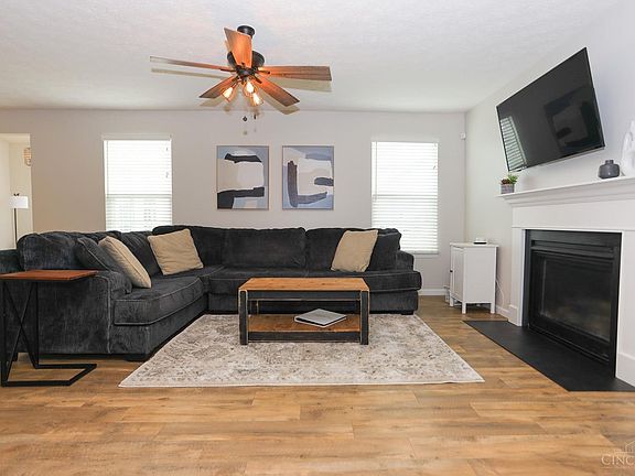 4th image of 9440 Morris Dr