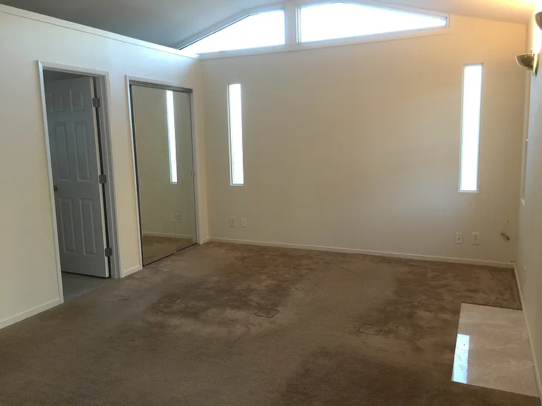 738 Cherry Ave — Photo 9