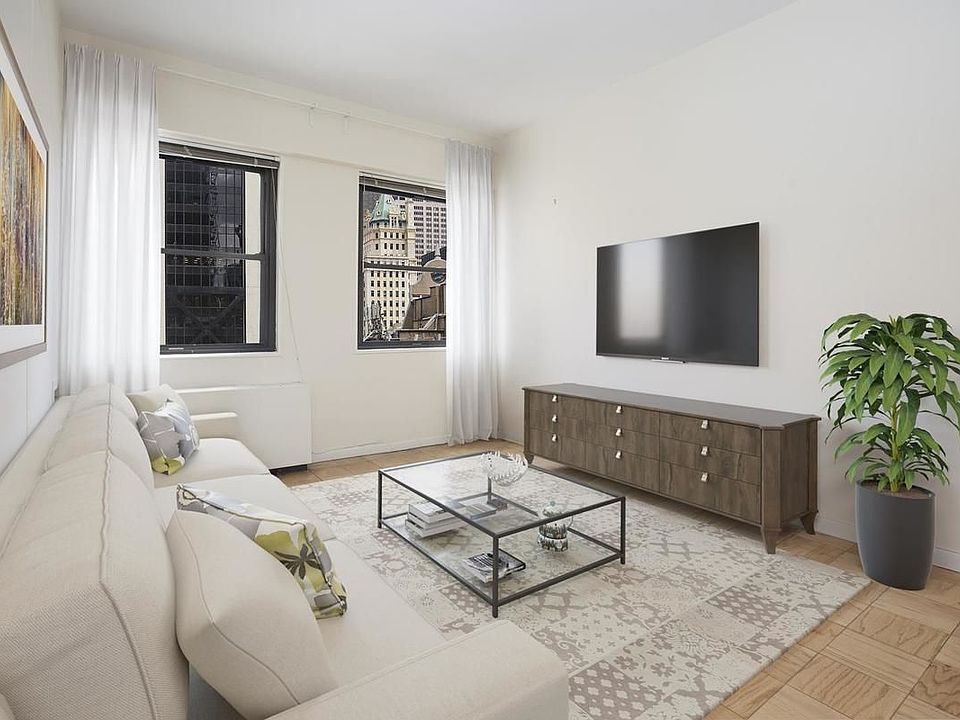 1st image of 58 W 58th St APT 17D