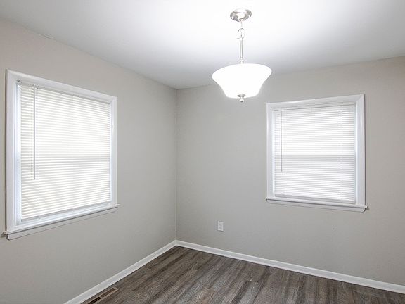 5th image of 500 E Elmwood Ave #505-3