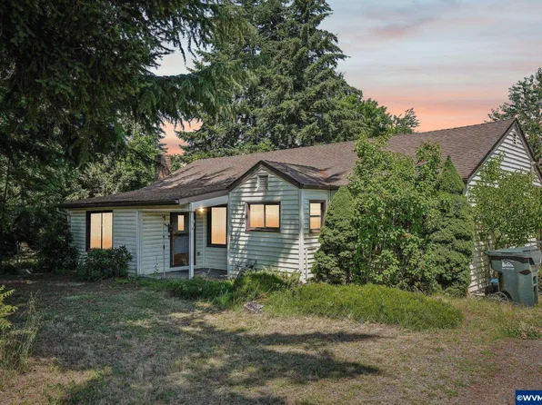 753 S Main St, Jefferson, OR 97352