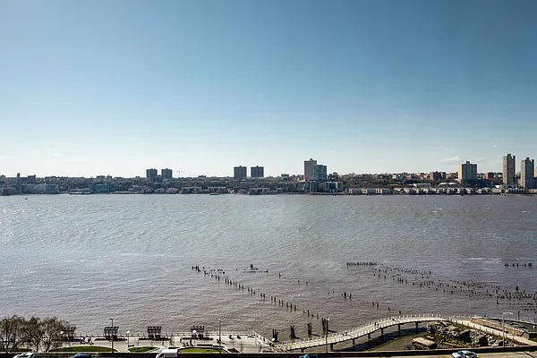 Rented by Corcoran | media 16