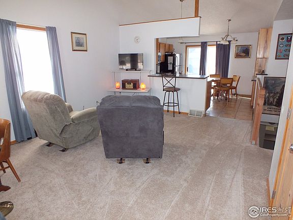 3rd image of 2027 Mount Sneffels St