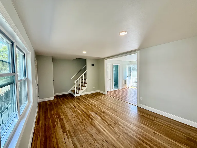 10 Elmwood St #12 — Photo 6