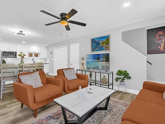 2nd image of 508 Boxelder Ave