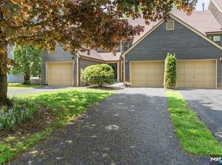 14 Concord Rd APT C, West Milford, NJ 07480