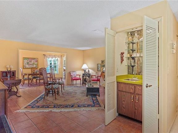 4th image of 1456 Pelican Ln