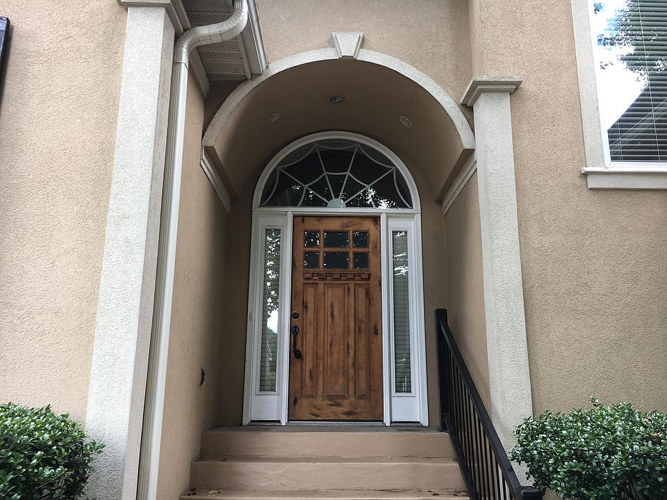 1st image of 822 Vista Oaks Ln