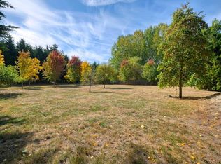 1850 Edwards Dr, Point Roberts, WA 98281