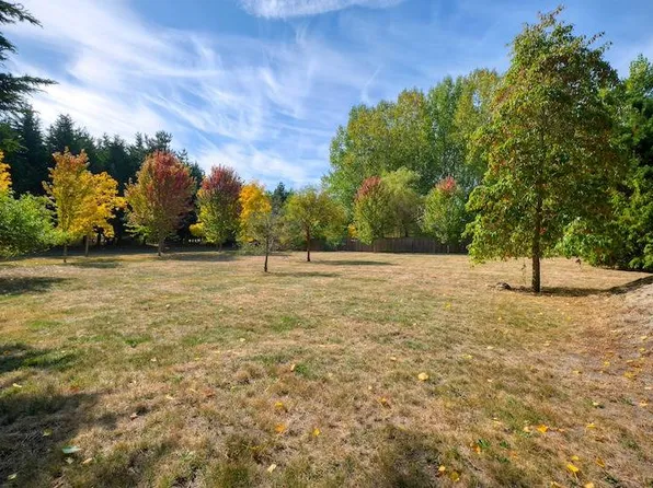 1850 Edwards Dr, Point Roberts, WA 98281