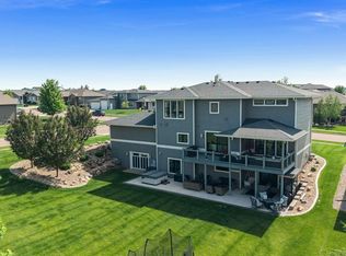 2308 S Durango Dr, Sioux Falls, SD 57110