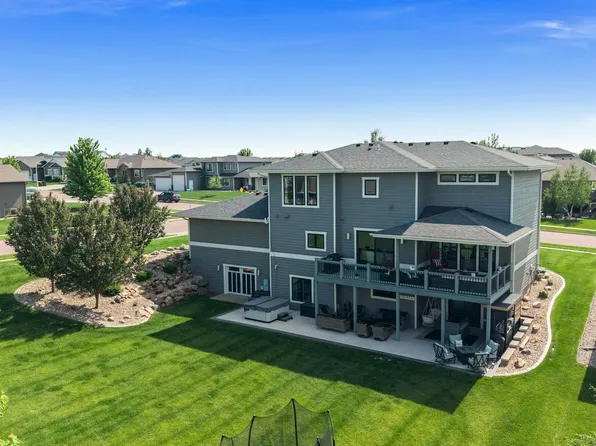 2308 S Durango Dr, Sioux Falls, SD 57110