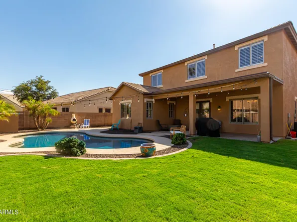 4053 S SKYLINE Court, Gilbert, AZ 85297