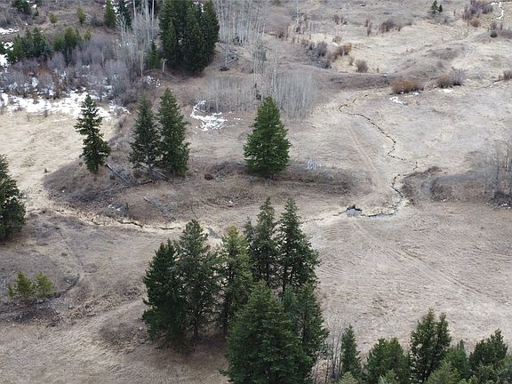 3rd image of 1 Copper Creek Rd