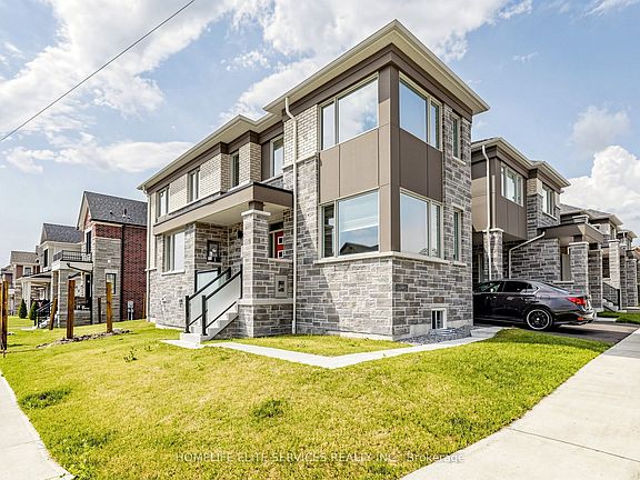 3rd image of 3238 Brigadier Ave