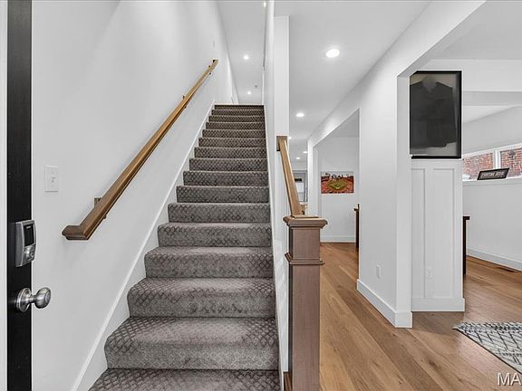 2nd image of 2721 January Ave