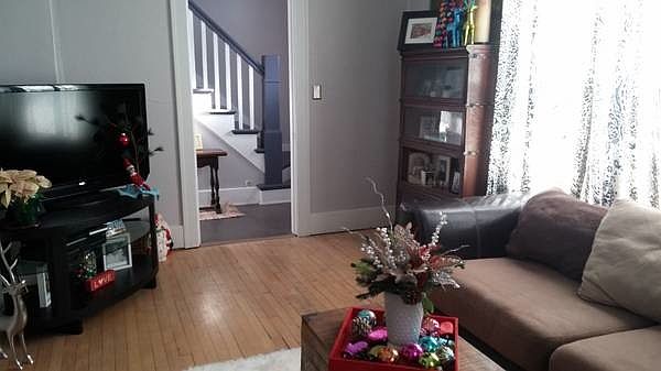 2nd image of 427 12th Ave S