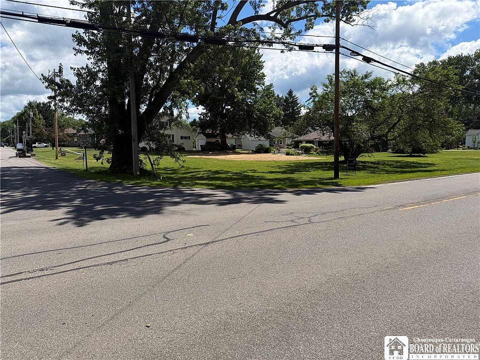 1st image of Main St #33