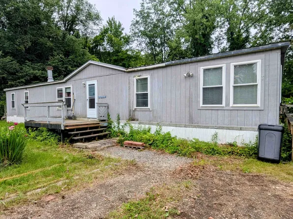 2 Great Meadows Park, Charlestown, NH 03603