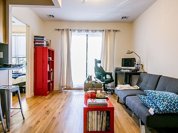 3rd image of 261 Eckford St #3AA