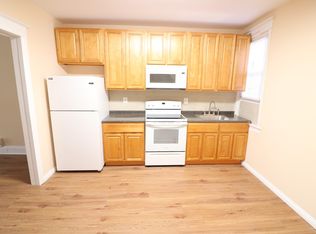 4804 C St, Philadelphia, PA 19120