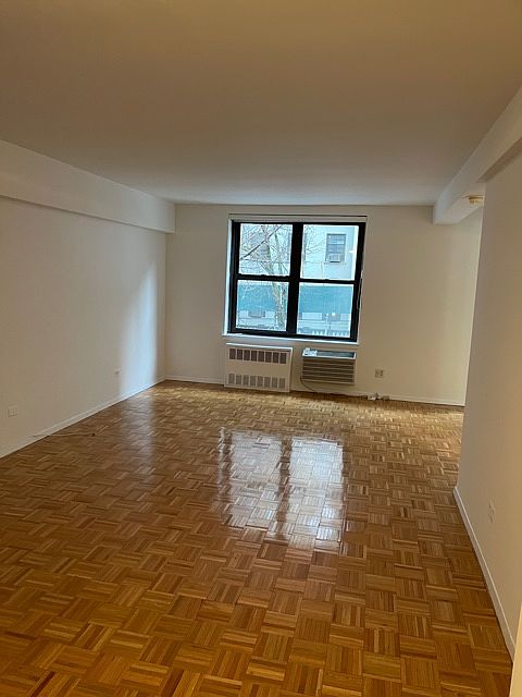1st image of 327 W 30th St #2K
