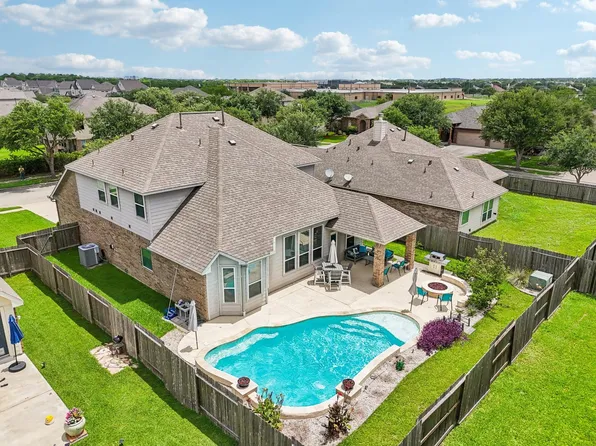 6546 Turner Fields Ln, Dickinson, TX 77539