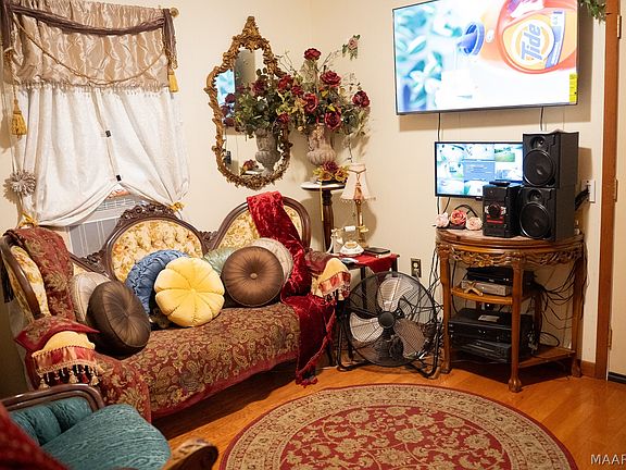 5th image of 120 Gandy Ln #2
