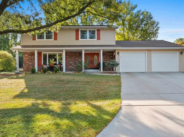 2237 Lucerne Cir, Green Bay, WI 54311