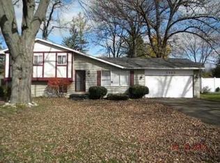 3465 Williamson Rd, Saginaw, MI 48601