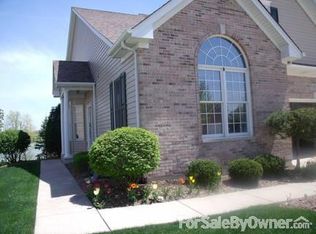 1N201 Mission Ct, Winfield, IL 60190