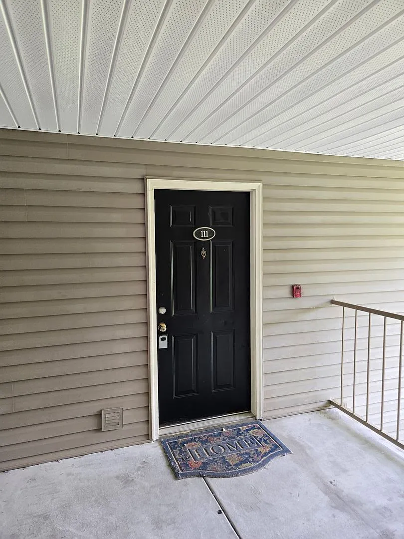 Hot Summer Move-In Special: $500 Off 1st Month's Rent — Photo 4
