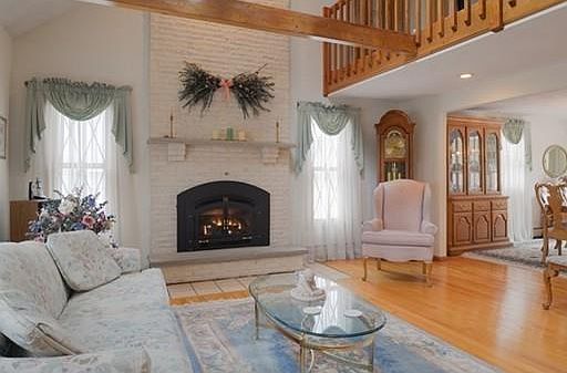 2nd image of 26 Leblanc Dr
