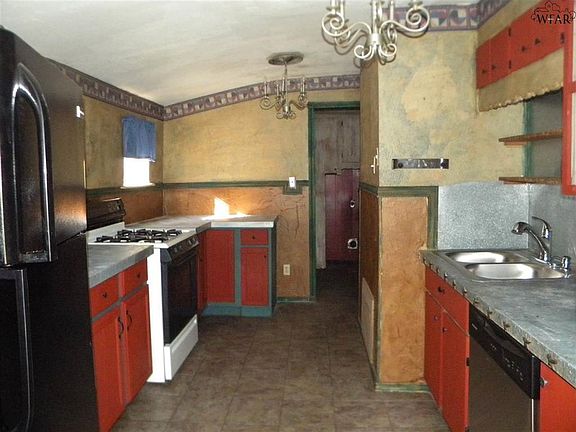 5th image of 801 Avenue C