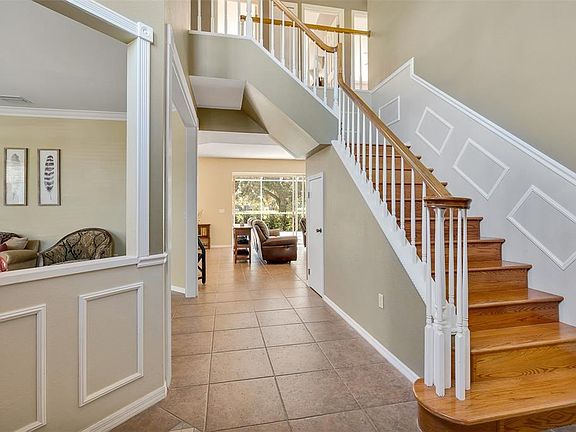3rd image of 16207 Hoylake Dr