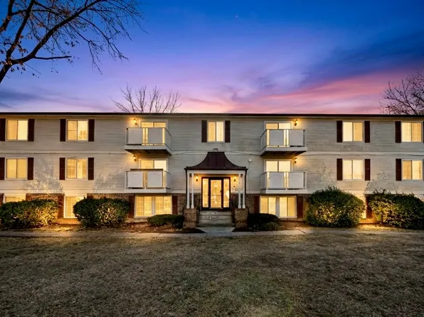 8385 Brockham Dr APT A, Alexandria, VA 22309