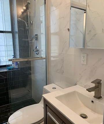 3rd image of 326 E 117th St APT 5